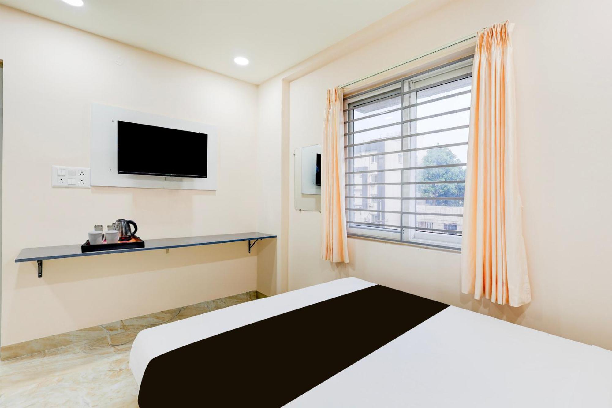 Super Townhouse Mvp Sector With Kailasagiri Hill View Pedda Waltair Exterior photo